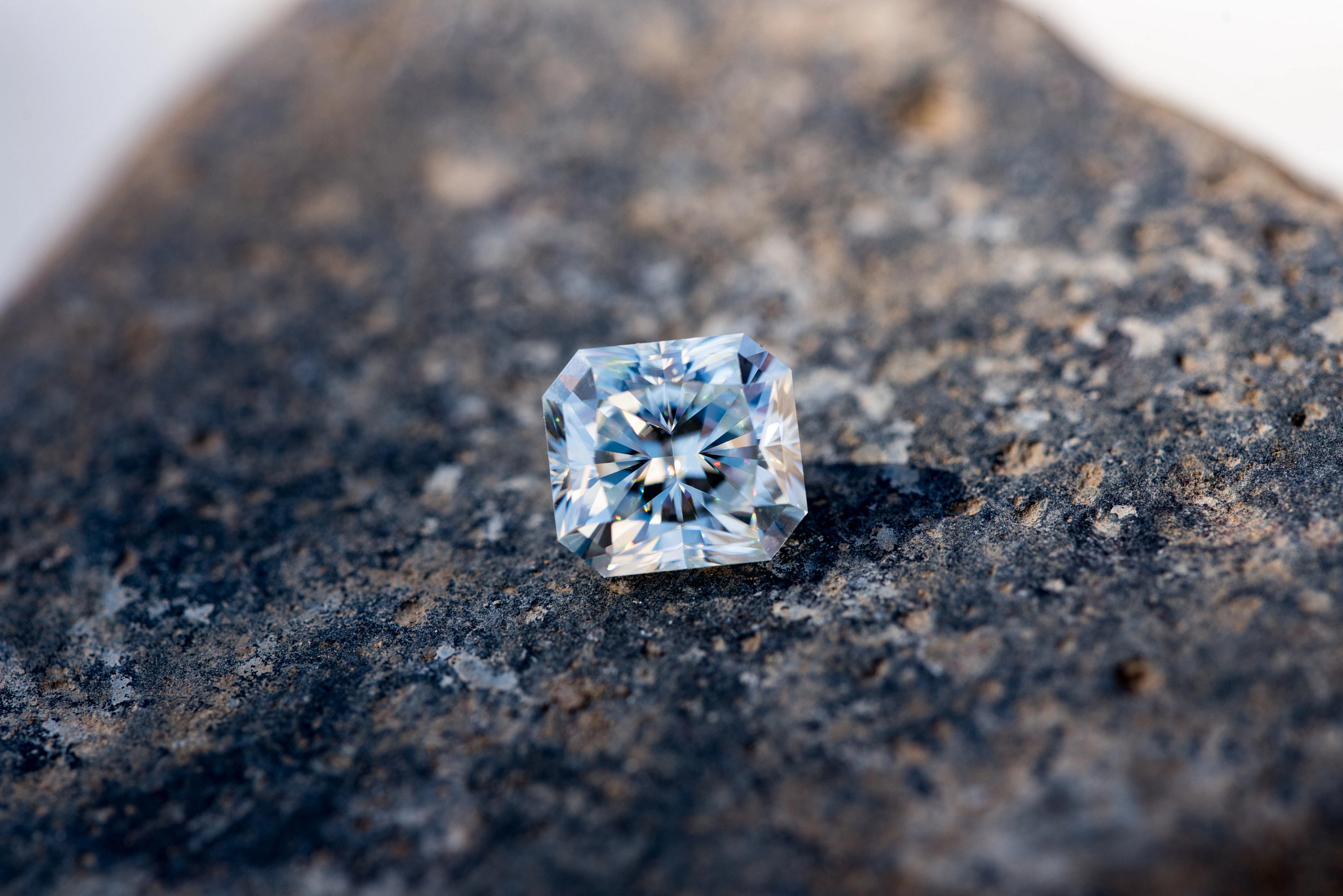 radiant-cut-diamond