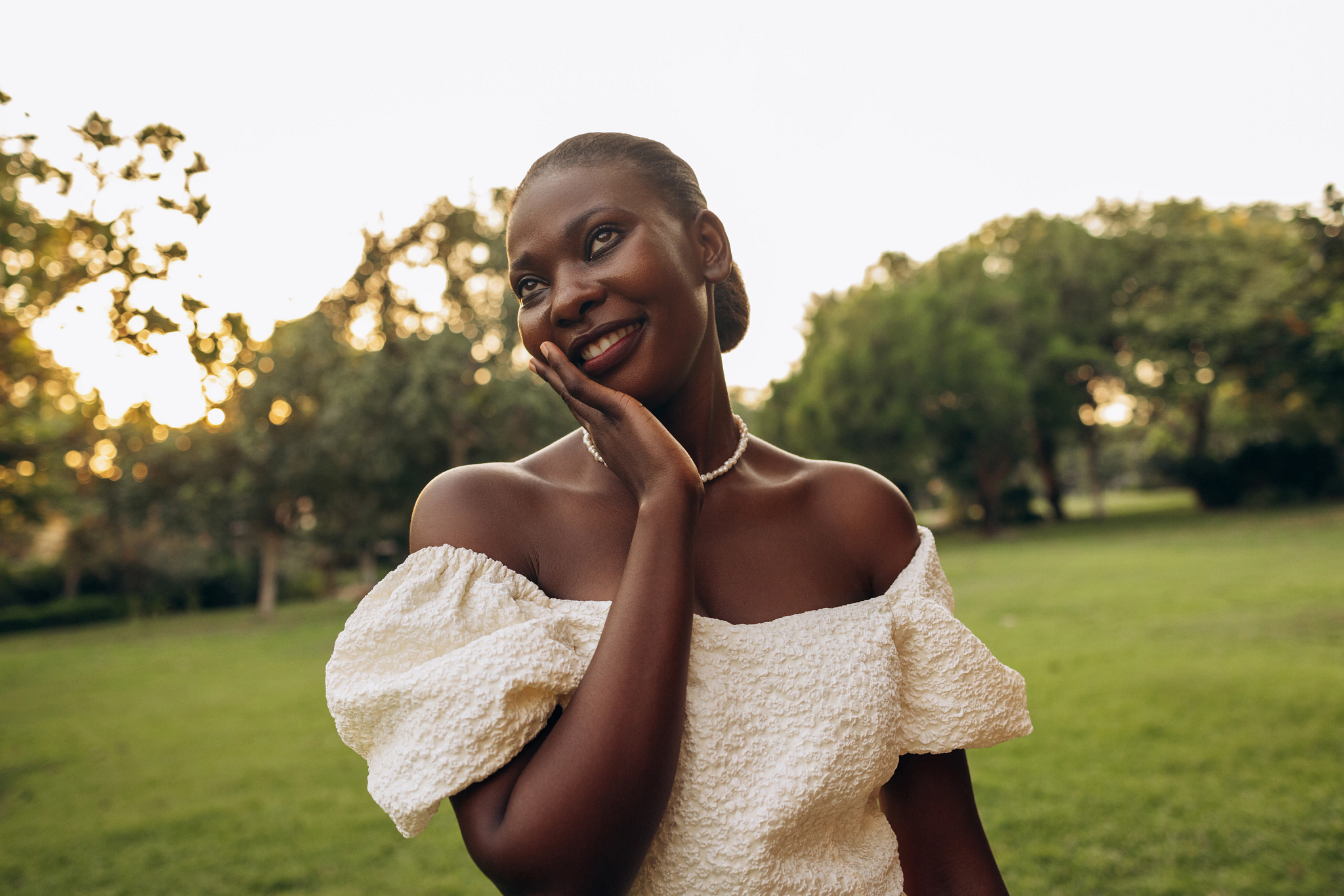 theperfectjewelryforanofftheshoulderdress_individualsblog