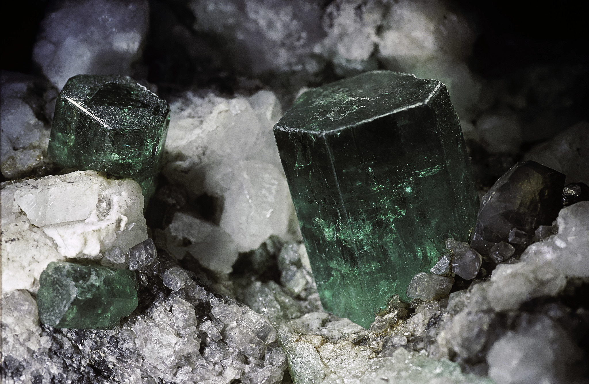 preciousvssemipreciousgems_individualsblog