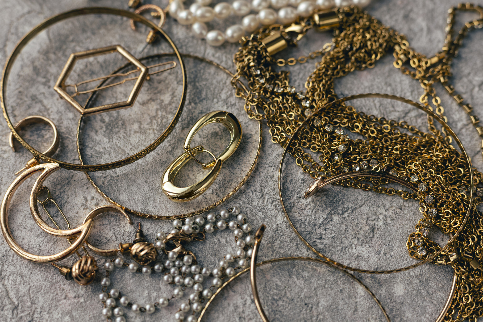 GuidetoGeometricJewelry_IndividualsBlog