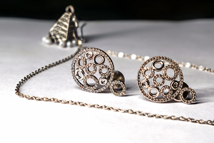 InfluenceofEdwardianJewelry_IndividualsBlog