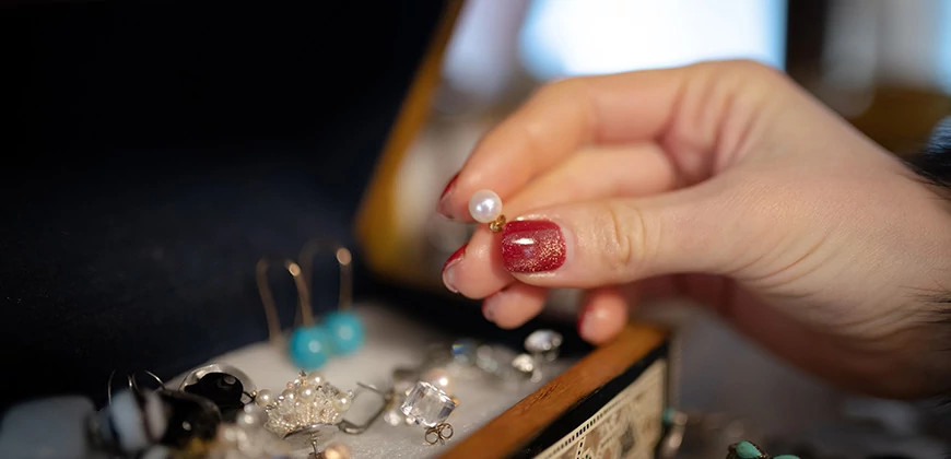 jewelry-collection-study-2025-article-hero