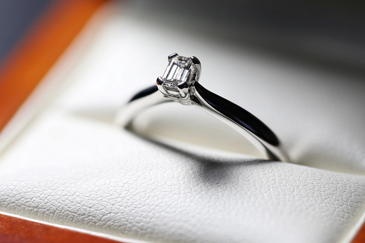 Standard Solitare Ring