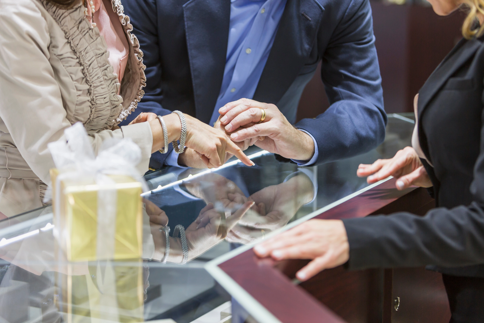 brc_what-jewelers-should-know-about-overcoming-strip-mall-risks