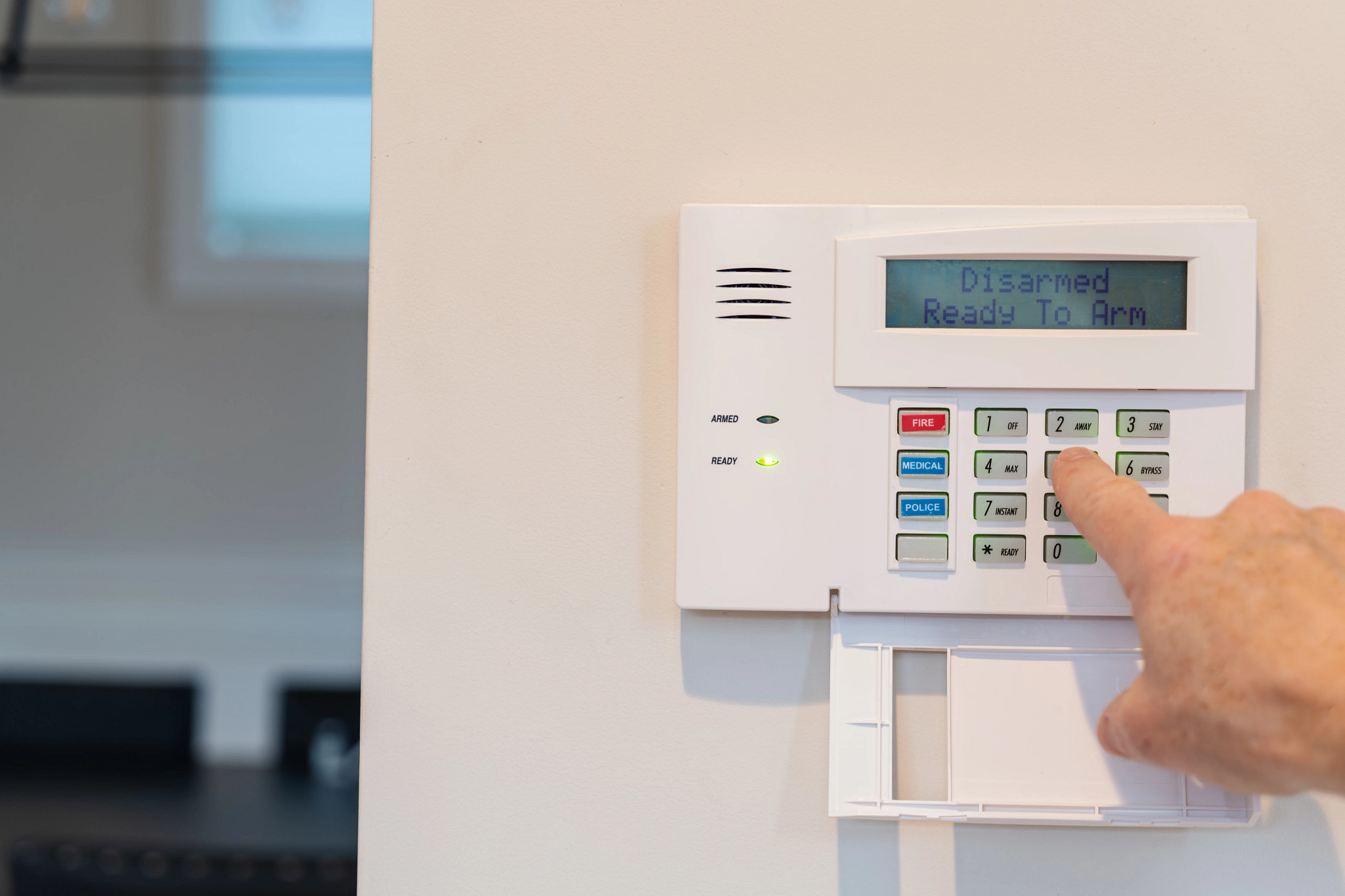brc_3-things-luxury-watch-retailers-should-ask-their-alarm-system-provider
