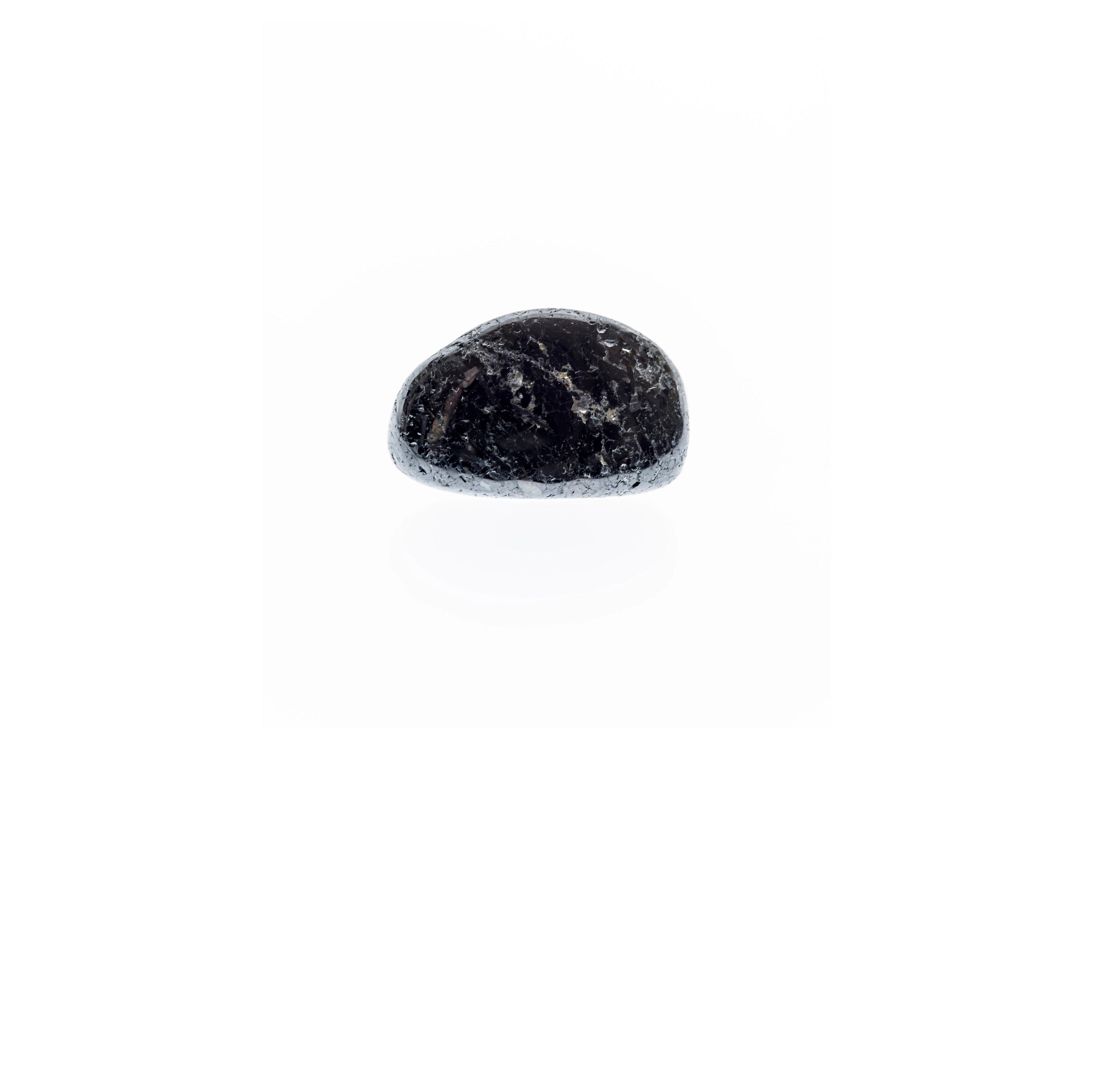 Nuummite