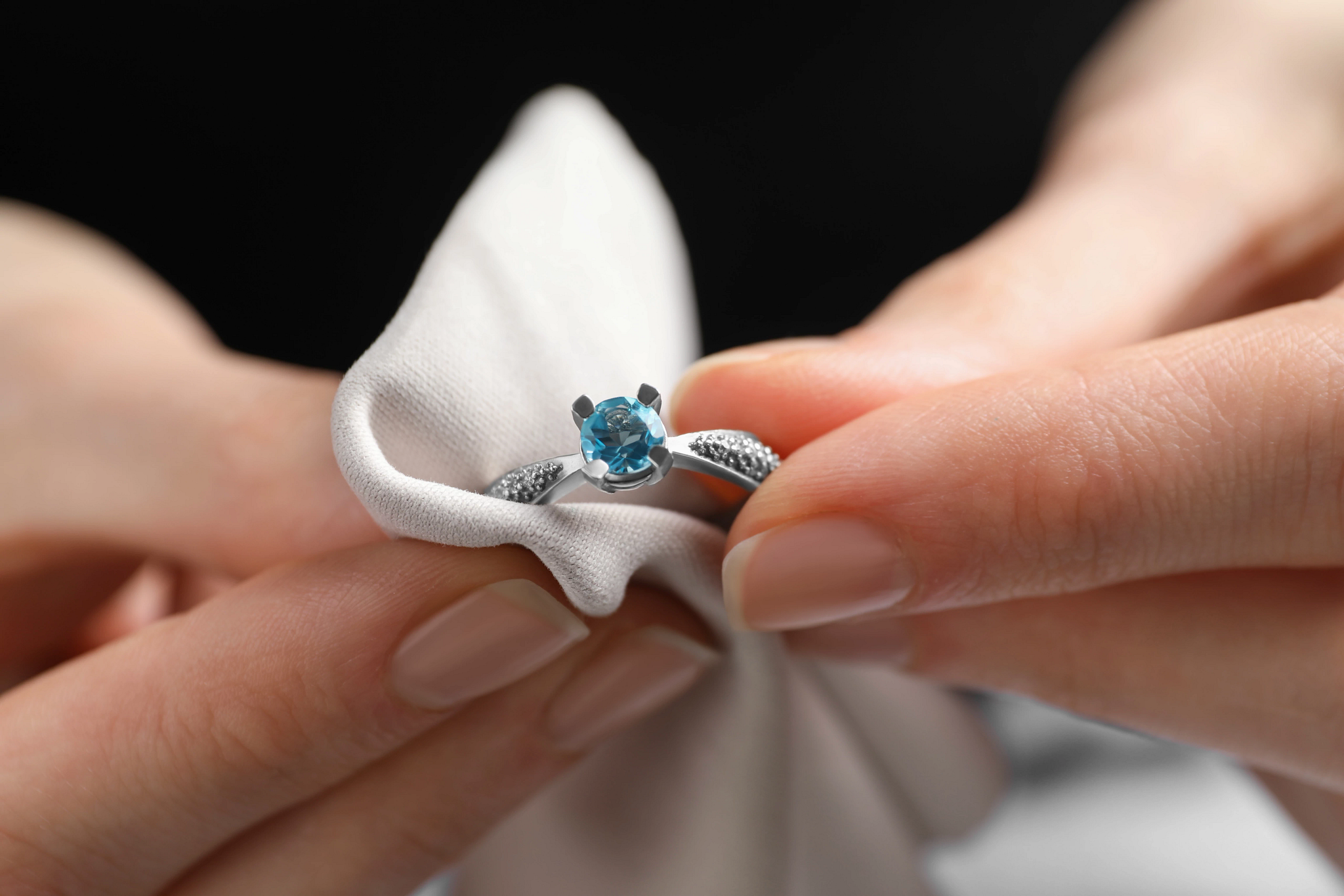 cleaningwhitegoldjewelry_individualsblog